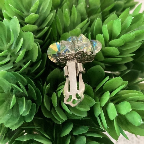 Vintage Aurora Borealis Glass Bead Clip on Earrings. Excellent Condition - Picture 4 of 5